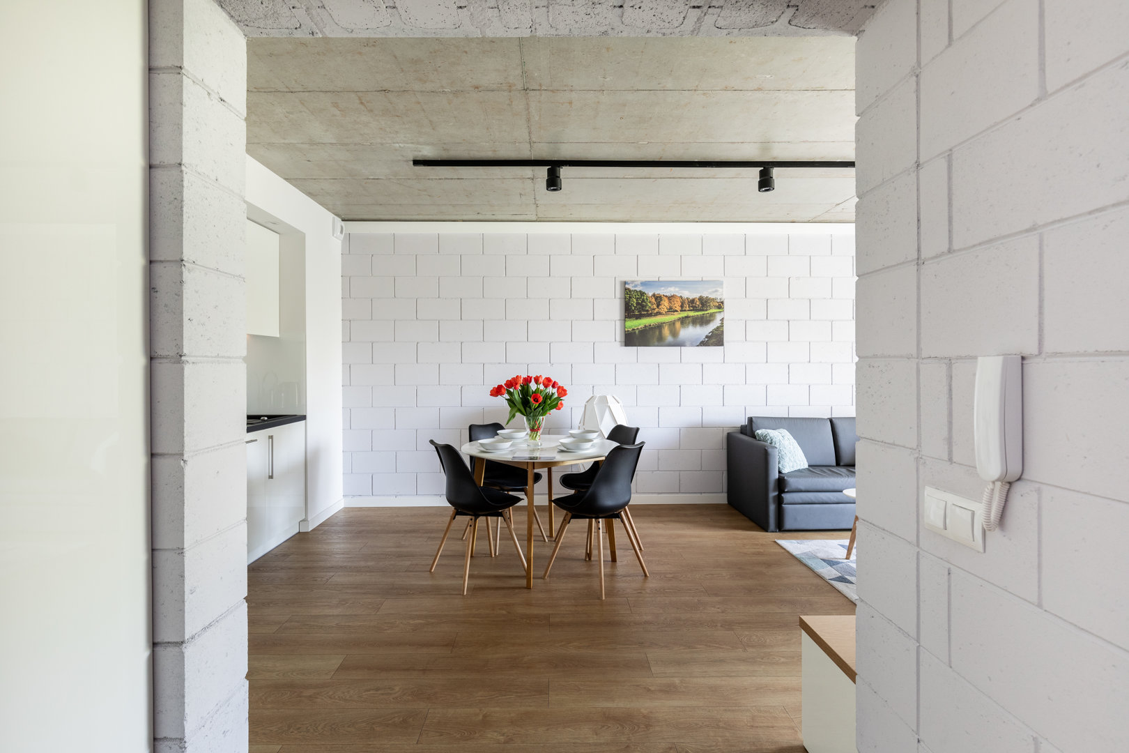 River Side Residence - 4