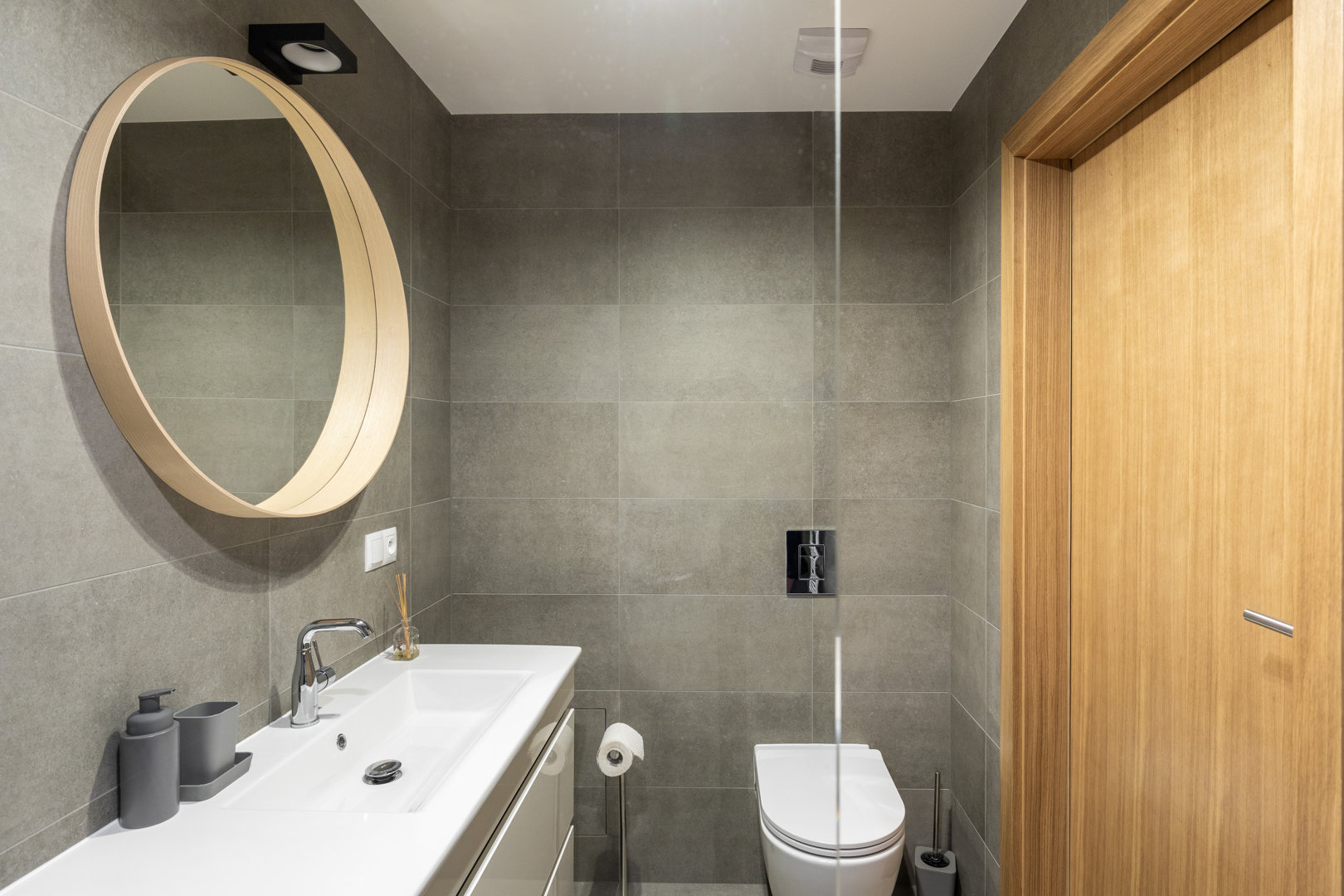River Side Residence - 23